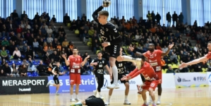 Victorie entuziasmantă a Minaurului în fața campioanei