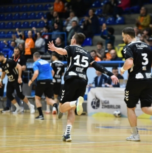 Meci între ultimele două campioane naționale în Sala „Lascăr Pană”