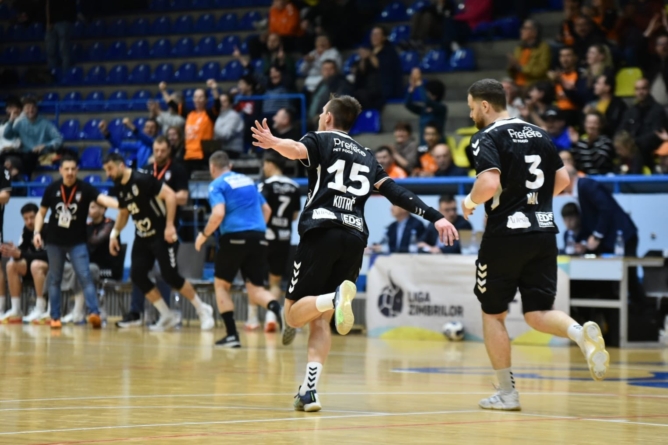 Meci între ultimele două campioane naționale în Sala „Lascăr Pană”