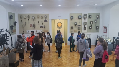 „Săptămâna Verde” la muzeu: grupuri numeroase de elevi au trecut pragul Muzeului de Istorie și Arheologie din Baia Mare