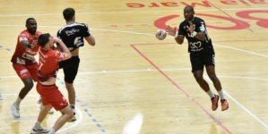 Victorie cu salt în clasament pentru Minaur