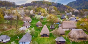 Îndrăgitul eveniment „Primăvara în Satul de pe Dealul Florilor” va avea loc în 25–26 aprilie