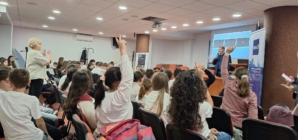 Elevii Școlii Gimnaziale „George Coșbuc”, instruiți privind siguranța în mediul digital