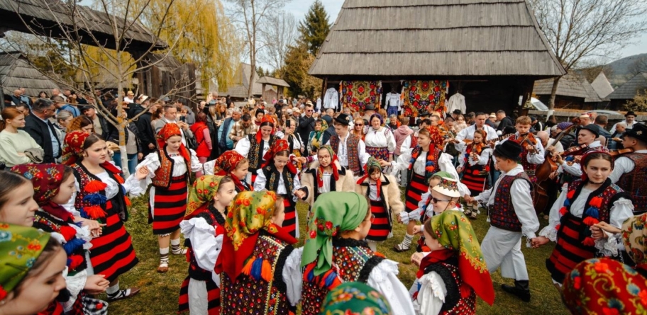 Tradiții și voie bună la Sighet, la „Paști în Maramureș”