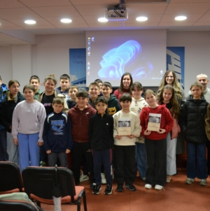 Elevii de la Liceul Teologic Penticostal Baia Mare au făcut o incursiune în patrimoniul cultural și literar local, la Biblioteca Județeană