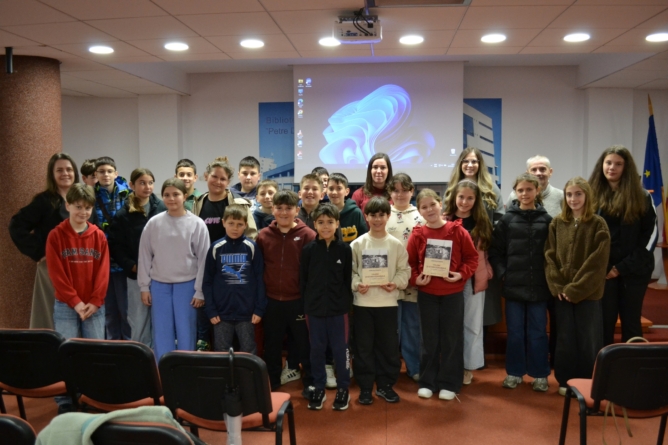 Elevii de la Liceul Teologic Penticostal Baia Mare au făcut o incursiune în patrimoniul cultural și literar local, la Biblioteca Județeană