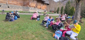 Învățare pentru toți în județul Maramureș: elevii au participat la activități de lectură în aer liber