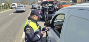 100 de amenzi date într-o singură zi în urma unor controale în zonele trecerilor la nivel cu calea ferată