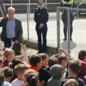 Acțiuni desfășurate de polițiști pentru siguranța elevilor