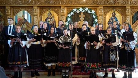 Concertul de pricesne „Patimile Domnului”, ediția a XI-a, a adus bucurie și pace în sufletele credincioșilor din Biserica Ortodoxă Ciocotiș