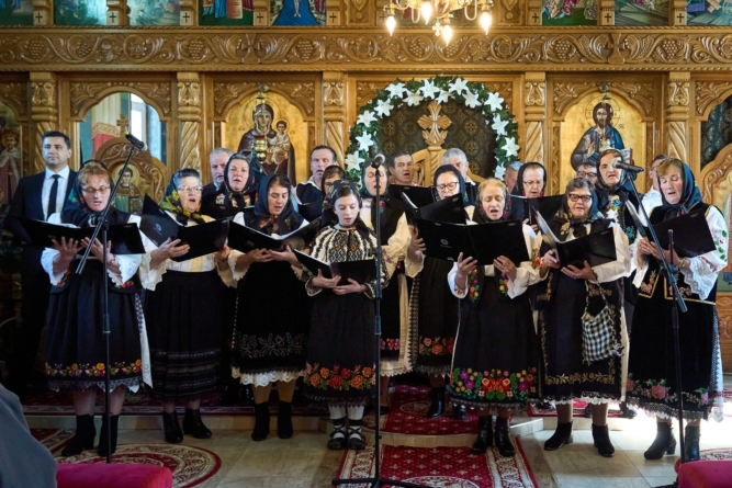 Concertul de pricesne „Patimile Domnului”, ediția a XI-a, a adus bucurie și pace în sufletele credincioșilor din Biserica Ortodoxă Ciocotiș