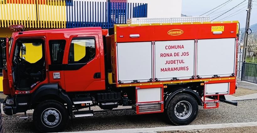 Proiectul „NEXT pentru un viitor verde” prinde contur la Rona de Jos: comuna a fost dotată cu o autospecială de pompieri