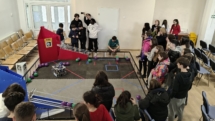Întâlnire interculturală internațională la Colegiul Național „Vasile Lucaciu” Baia Mare: un grup de elevi italieni a pășit în universul roboticii și tehnologiei