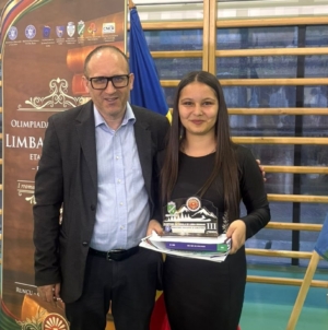 O elevă a Școlii Gimnaziale Finteușu Mic a obținut premiul III la Olimpiada Națională de Limba Rromani Maternă