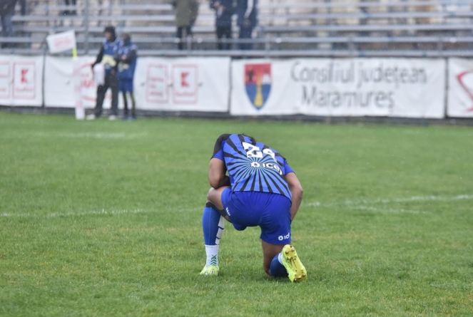 „Zimbrii”, îngenuncheați de Dinamo