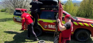 Intervenție a salvamontiștilor în sprijinul unui bărbat rănit într-o zonă cu acces dificil din Baia Sprie