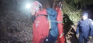 Operațiune a salvamontiștilor în Munții Maramureșului pentru salvarea a doi ucraineni
