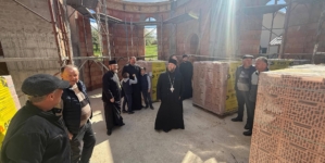 Preasfințitul Părinte Timotei Sătmăreanul a efectuat vizite pastorale în Protopopiatul Ortodox Chioar