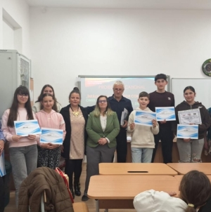 Activitate literară dedicată elevilor Școlii Gimnaziale Satulung, alături de Cenaclul Scriitorilor din Maramureș