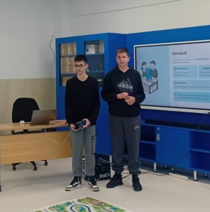 Elevii Lazar Răzvan și Roșca Rareș din Baia Mare, calificați la etapa națională a Olimpiadei de Creativitate Științifică