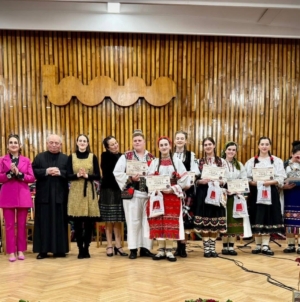 Eleve ale Școlii Populare de Artă din Baia Mare, premiate în cadrul Festivalului Concurs Național „Cât îi Maramureșu”, ediția a VI-a