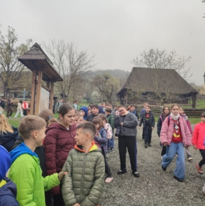 Peste 1300 de elevi din Maramureș și din țară au vizitat Muzeul Satului din Baia Mare în această săptămână