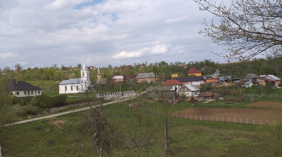 De Rusalii: Întâlnire cu Fiii Satului Frâncenii Boiului