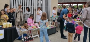 Târgul Copiilor la Tăuții Măgherăuș: vânzare, dăruire și bucuria jocului în Parcul Hoșteze