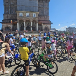 La Catedrala Episcopală din Baia Mare va avea loc concursul „Micul Biciclist Creștin”, ediția a XIII-a