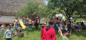 „1 Iunie în Satul Copilăriei”: O zi plină de jocuri, ateliere și surprize la Muzeul Satului din Baia Mare