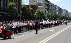 „Parada Absolvenților” revine în Baia Mare; Rareș urcă pe scena celui mai mare eveniment dedicat tinerilor absolvenți