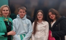 Elevi ai Școlii Gimnaziale „Ion Luca Caragiale” Baia Mare, calificați la Olimpiada Națională de Dezbateri pentru juniori