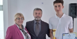 Răzvan Lar de la Colegiul „Nicolae Titulescu” Baia Mare, premiul I și calificare la etapa națională a Concursului de educație și cultură financiar-contabilă
