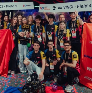 România a scris istorie la Houston: Elevii români au ocupat primele patru locuri în clasamentul competiției de robotică FIRST Tech Challenge