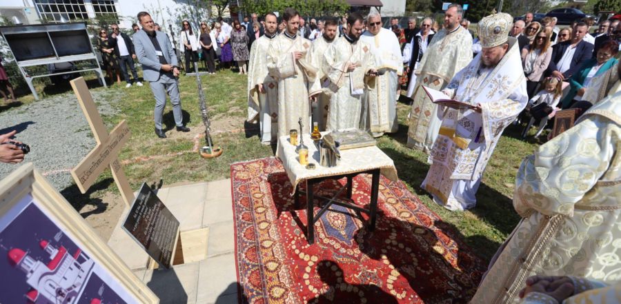 S-a pus piatra de temelie pentru biserica cu hramul „Sfântul Apostol Iacob” din Parohia Cătălina-Coltău