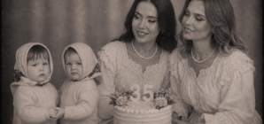 Artistele Suzana și Daciana Vlad au împlinit 35 de ani: „În suflet purtăm încă acele două fetițe care se țineau de mână fără să știe cât de repede va trece timpul”