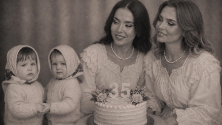 Artistele Suzana și Daciana Vlad au împlinit 35 de ani: „În suflet purtăm încă acele două fetițe care se țineau de mână fără să știe cât de repede va trece timpul”