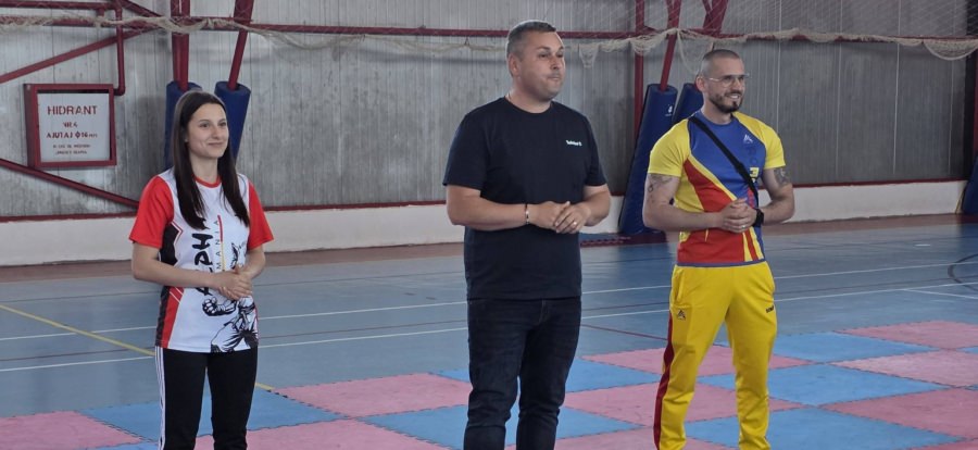 Grupă de kickbox și autoapărare inaugurată la Tăuții Măgherăuș