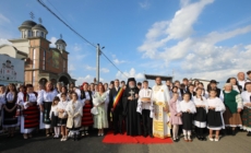 PS Părinte Iustin a târnosit biserica din Tăuții Măgherăuș
