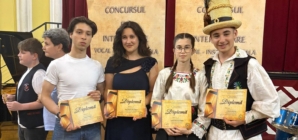 Premii frumoase obținute de elevi ai Colegiului de Arte din Baia Mare la Concursul regional „Viva la Musica” de la Zalău