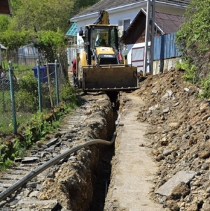 În Băița continuă lucrările la rețeaua de gaze naturale