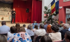 Festivalul Național de Umor „Cu umorul nu-i de glumit!” a umplut Casa de Cultură din Tăuții Măgherăuș de râsete