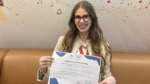 Talentata Mara Zah a obținut Marele Premiu la categoria 18-25 ani în cadrul Festivalului Național „Chants, sons sur scène”