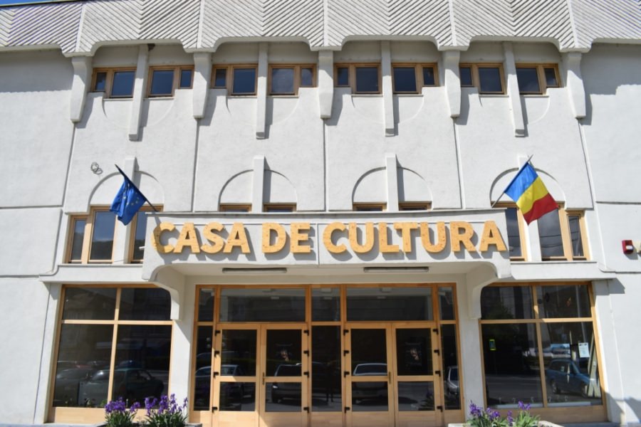 Casa de Cultură din Vișeu de Sus va fi gazda spectacolului caritabil „Copil pentru copil”, în 29 mai