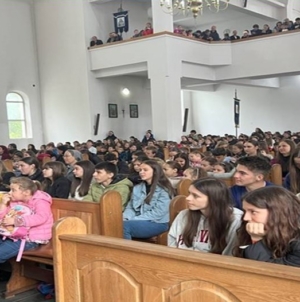 Sute de copii și tineri sunt așteptați la Strâmtura la Întâlnirea Eparhială IETC 2026