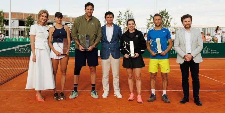 Simona Halep a revenit pe teren la Chișinău, la inaugurarea Centrului Național de Tenis