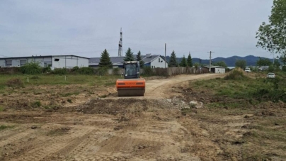 Trafic deviat la Satu Nou de Jos: a început amenajarea unei rute alternative