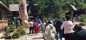 Excursie în Munții Maramureșului pentru tinerii din sistemul de protecție