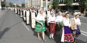 Restricții de circulație în Baia Mare pentru Procesiunea de Rusalii organizată duminică seara