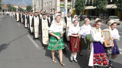 Restricții de circulație în Baia Mare pentru Procesiunea de Rusalii organizată duminică seara